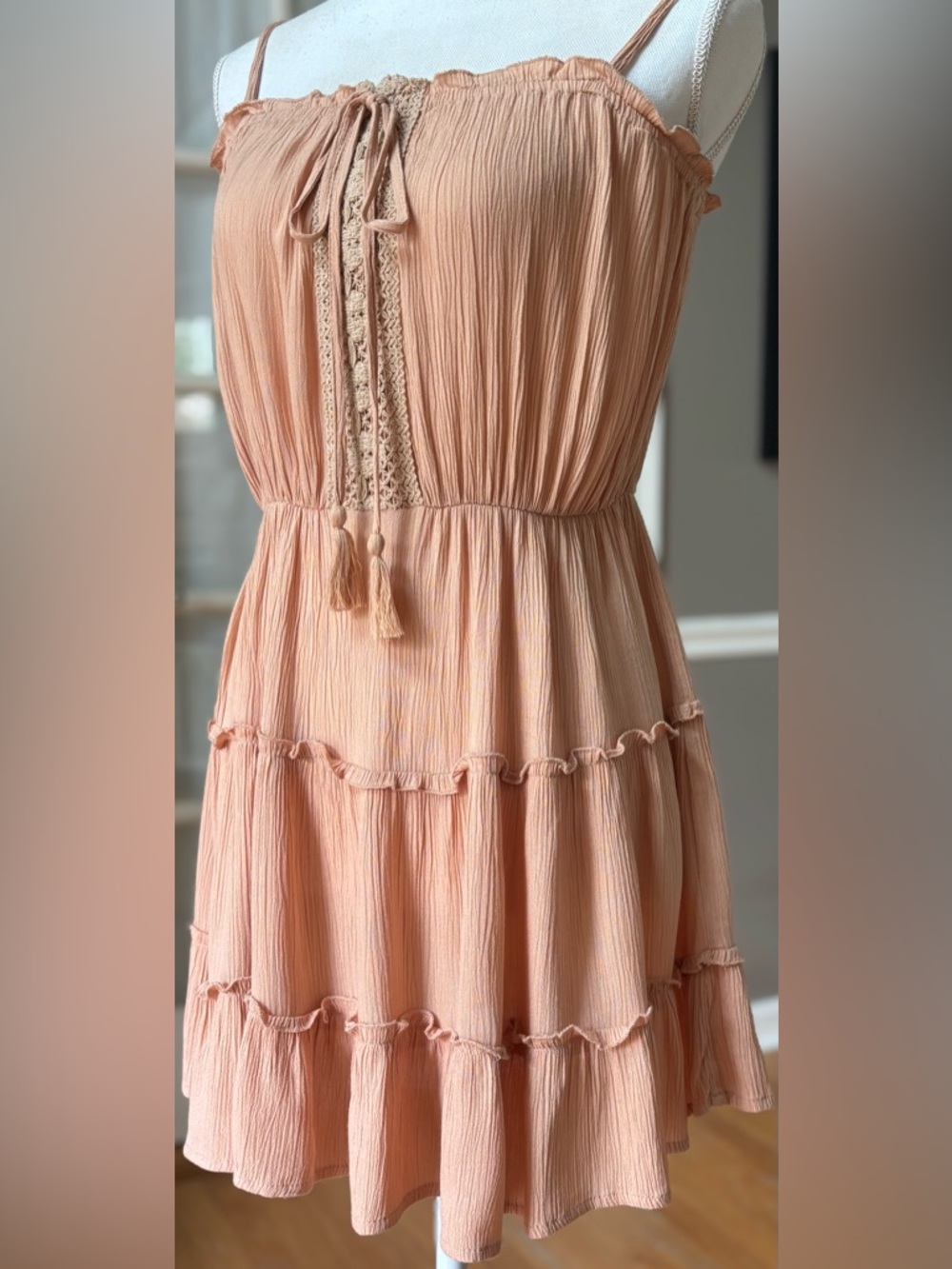 Kiwi + Punch Peach Boho Tiered Mini Dress Crochet Trim Tassel Tie Size M